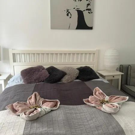 Apartment Tohani The Place White Morning, Late Chack-out Available Bucharest