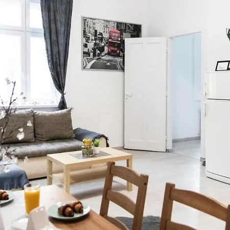 Apartment Tohani The Place White Morning, Late Chack-out Available Bucharest