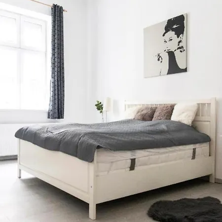 Apartament Tohani The Place White Morning, Late Chack-out Available *