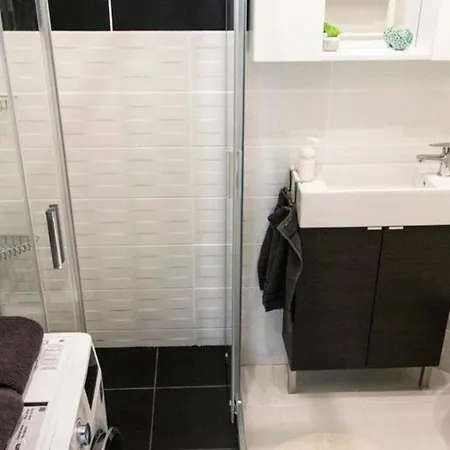 Apartament Tohani The Place White Morning, Late Chack-out Available *